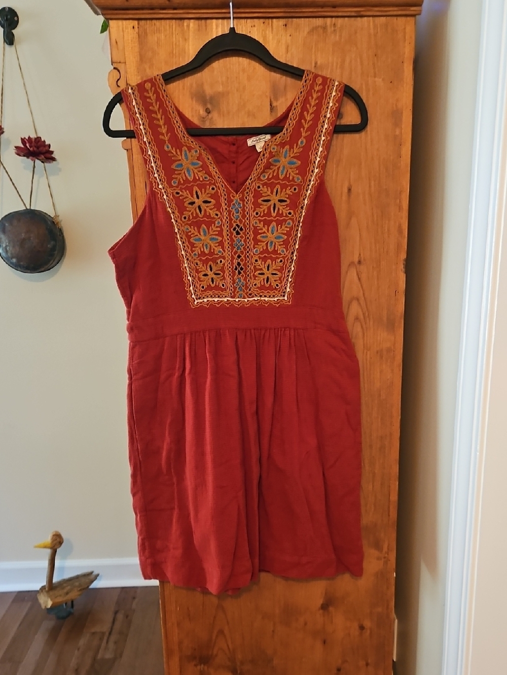 Lucky Brand  Boho Red Embroidered V-Neck Sleeveless Dress